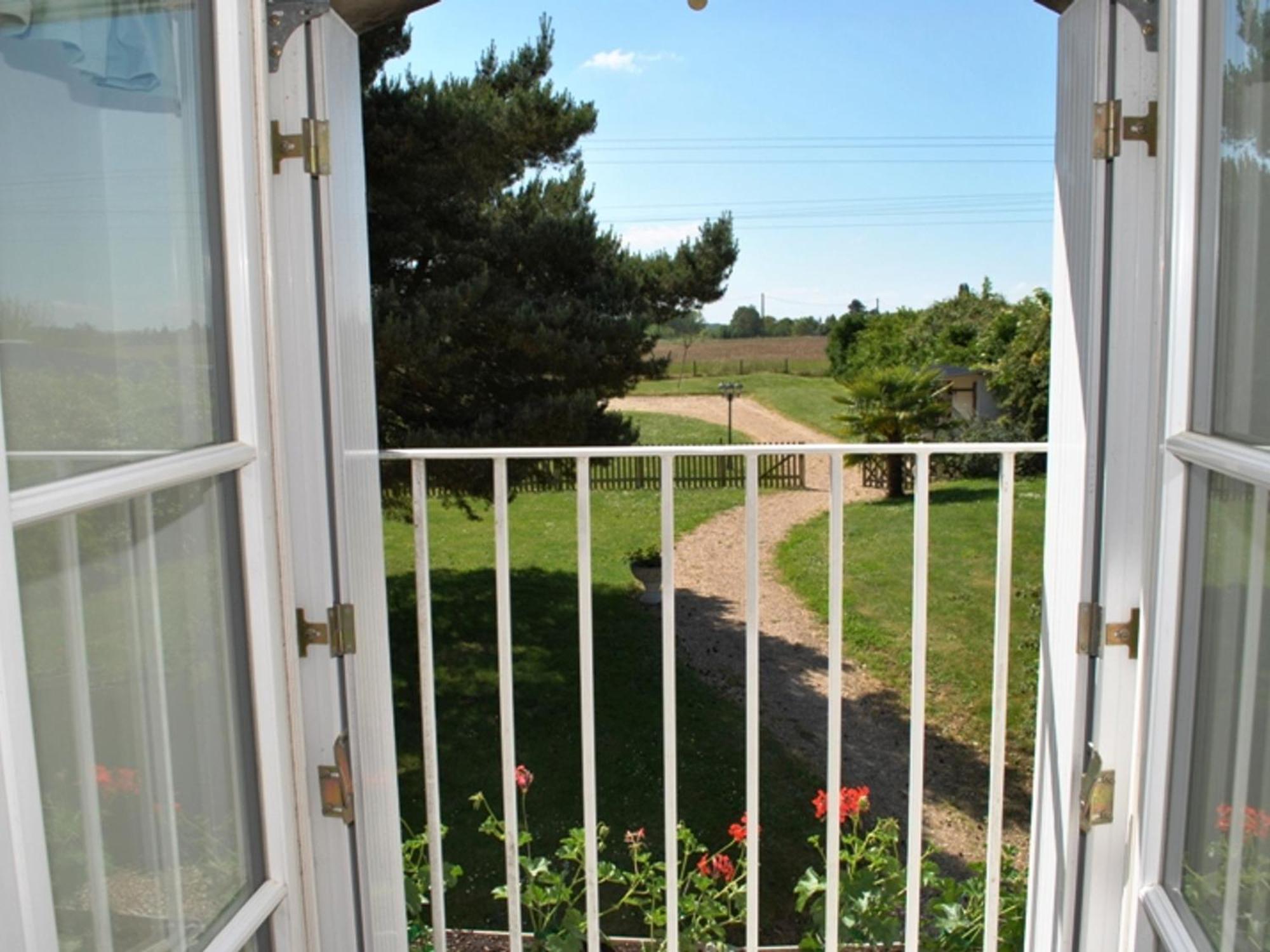 Gite De Charme Pres Des Chateaux De La Loire Avec Jardin, Terrasse Et Equipements Pour Familles - Fr-1-381-359 Azay-sur-Cher Zewnętrze zdjęcie